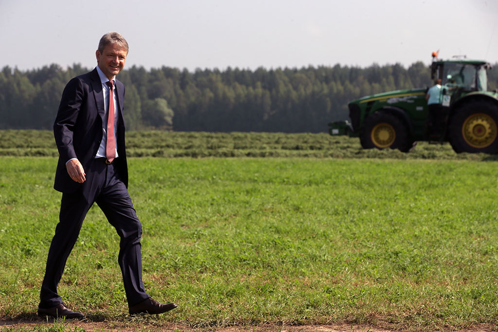 Агрокомплекс имени Ткачева стал четвертым владельцем сельхозземель в России