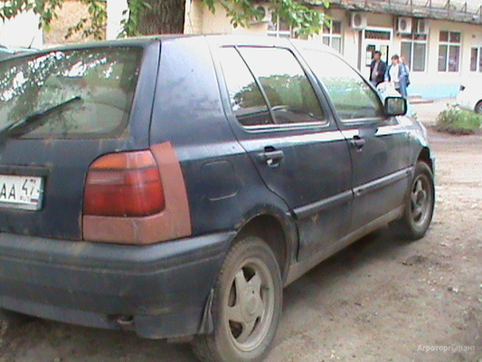 Автомобиль Golf 3 1993 г.