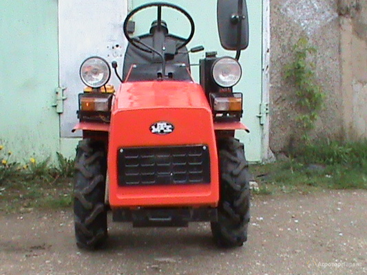 Мини трактор